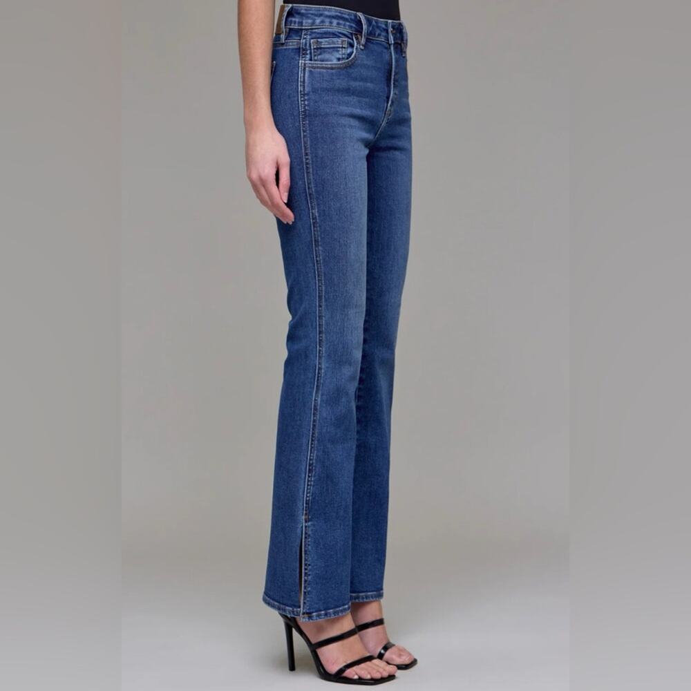 Hidden Side Slit Bootcut Jeans Medium Wash Size 27